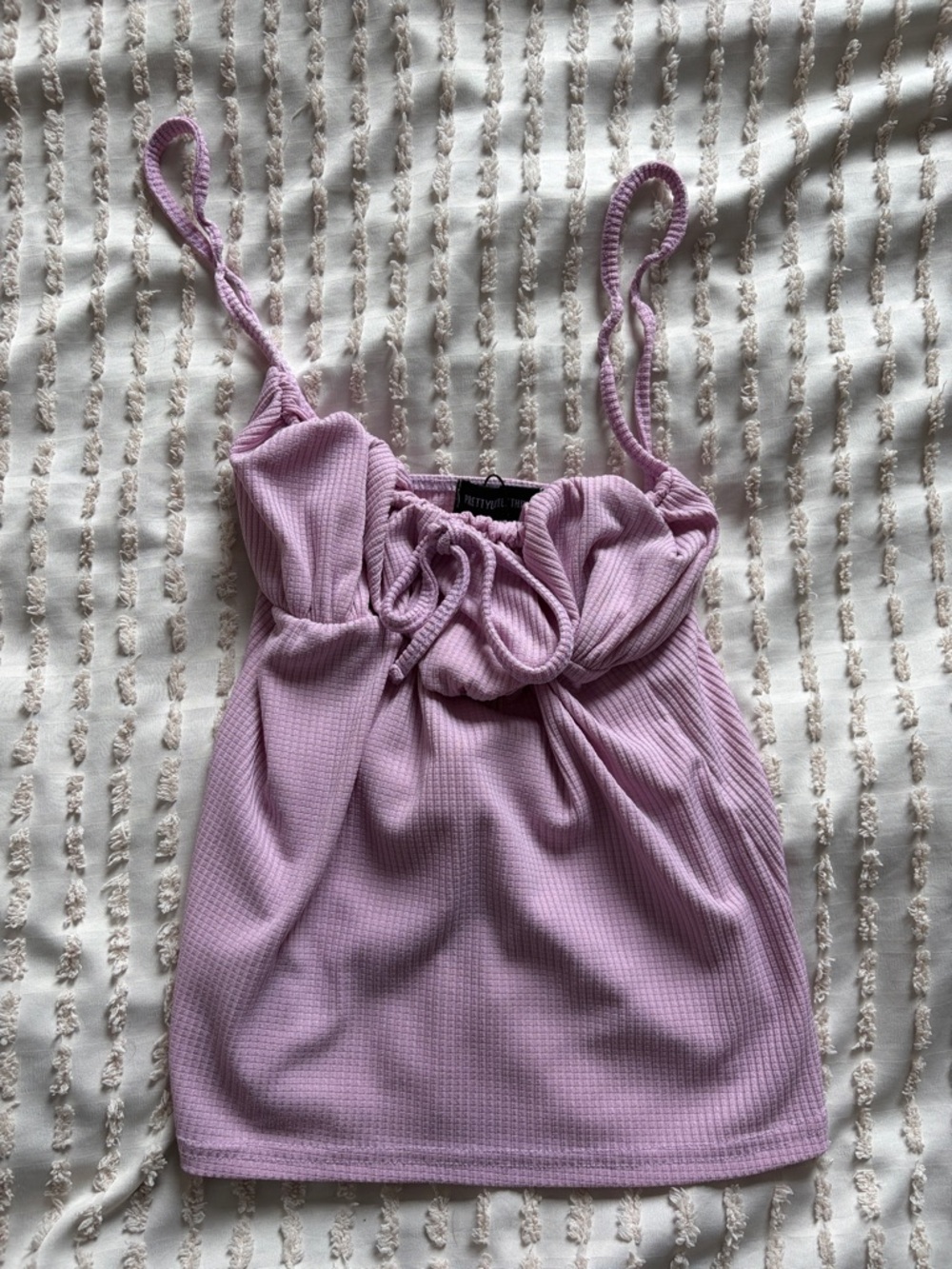 PrettyLittleThing Lilac Ruched Ribbed Cami Top - Picture 1 of 2